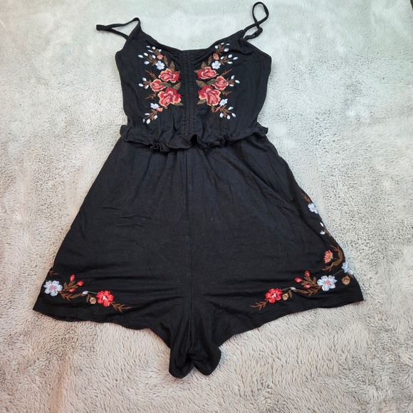 American Eagle Outfitters Pants - American Eagle Floral Embroidered Romper Womens Sm Black Boho Ruffle Sleeveless